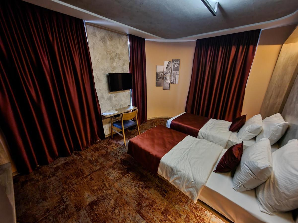 Hotel City Code Ζένιτσα Εξωτερικό φωτογραφία